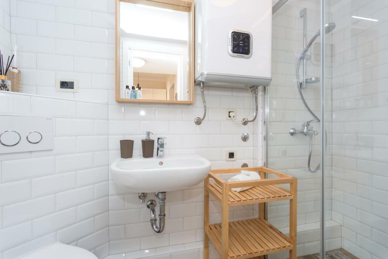 Apartment Piccolo Baska  Ngoại thất bức ảnh